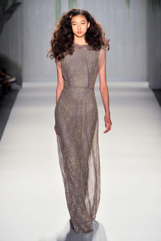 jenny packham spring 2012 scalloped chiffon dress jenny packham spring 2012 scalloped chiffon dress
