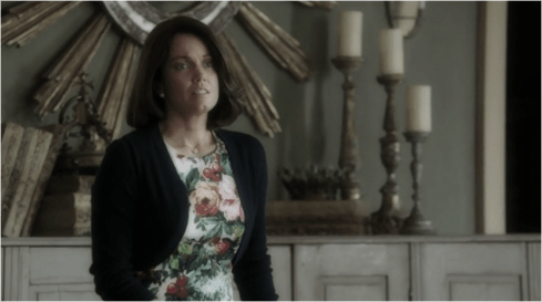 Scandal 3.07 Mellie flowers