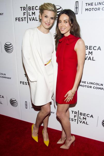 Maggie Grace and Aubrey Plaza