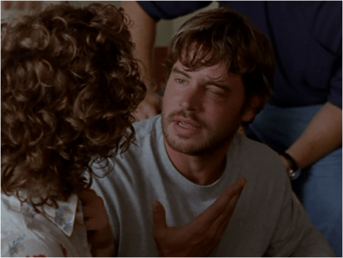 Felicity 3.02 Noel black eye