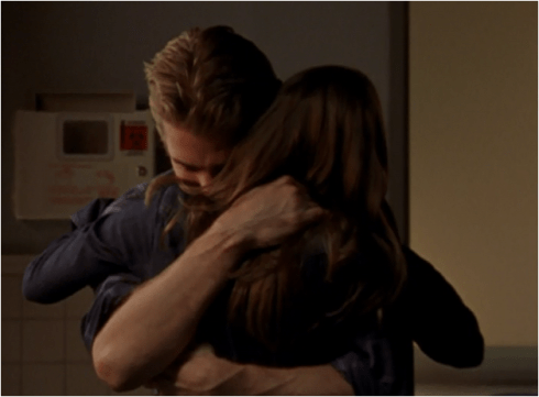 Felicity 4.11 hug
