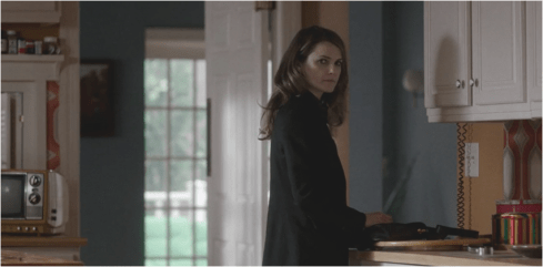 The Americans 3.10 Stingers