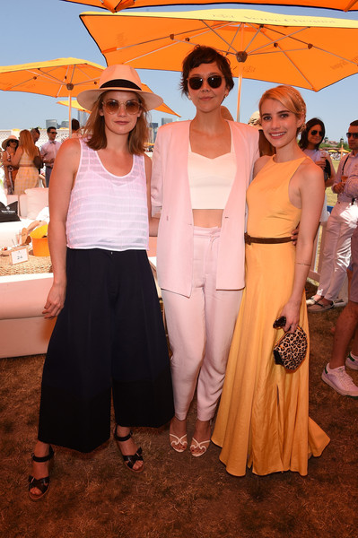 Maggie Gyllenhaal, Ruth Wilson, Emma Roberts