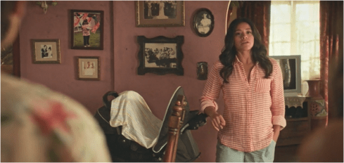 Jane the Virgin 2.02 stripes