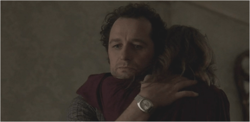 The Americans 4.04 hug