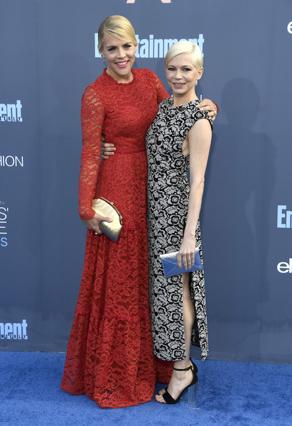 michelle-williams-and-busy-philipps